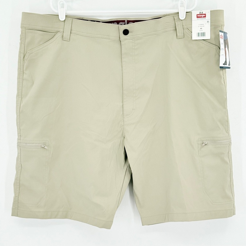Wrangler Outdoor Men's Elastic Waistband Tan All Terrain Cargo Shorts Sz 46 NWT